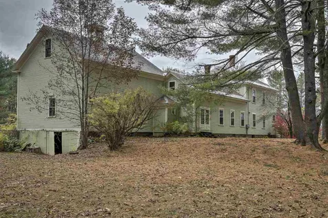 278 Old Homestead Highway Swanzey NH 03446