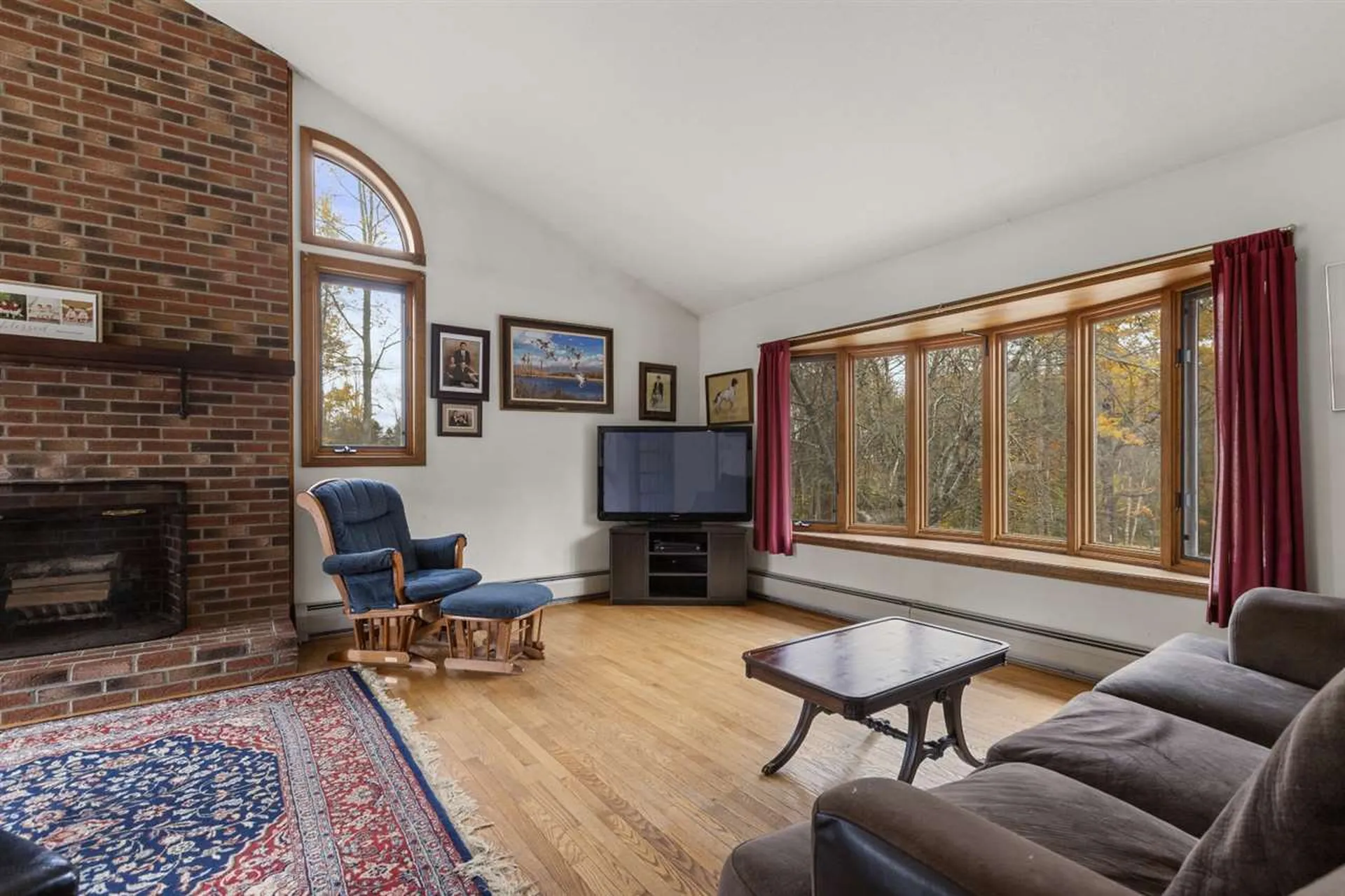 443 Mountain Road New London NH 03257