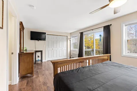 443 Mountain Road New London NH 03257