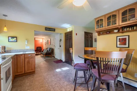 4 Westside Drive Atkinson NH 03811