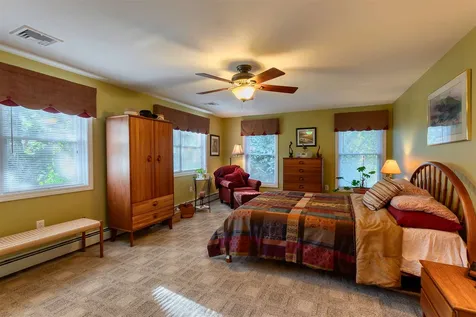 4 Westside Drive Atkinson NH 03811