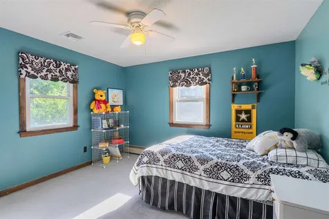 4 Westside Drive Atkinson NH 03811