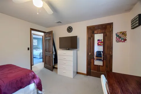 4 Westside Drive Atkinson NH 03811