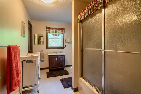 4 Westside Drive Atkinson NH 03811
