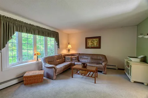 4 Westside Drive Atkinson NH 03811