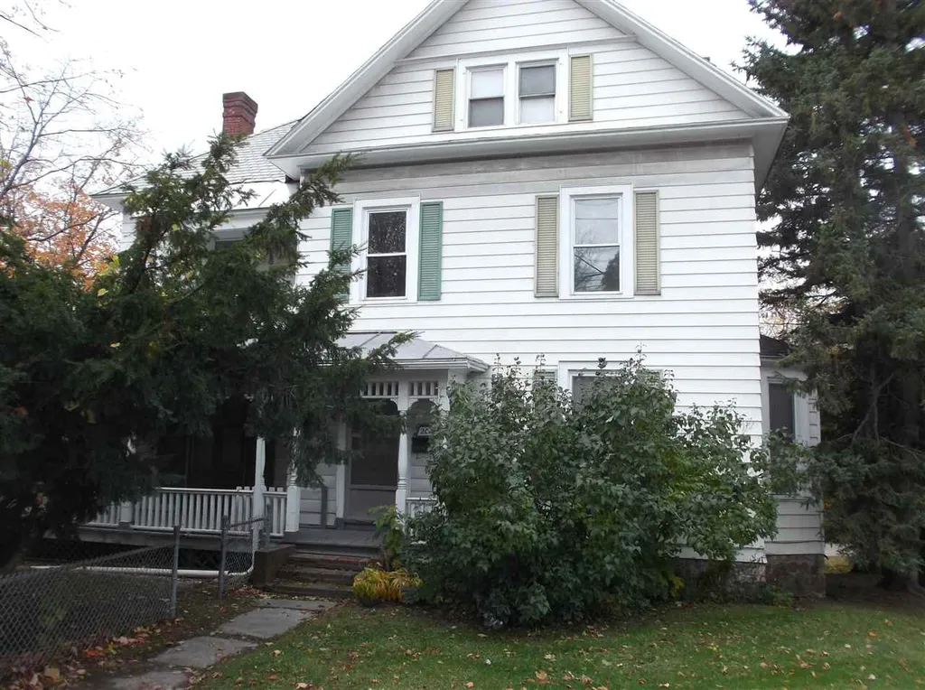 200 -2 North Main Street St. Albans City VT 05478