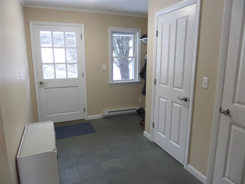33 Deerfield Drive Montpelier VT 05602