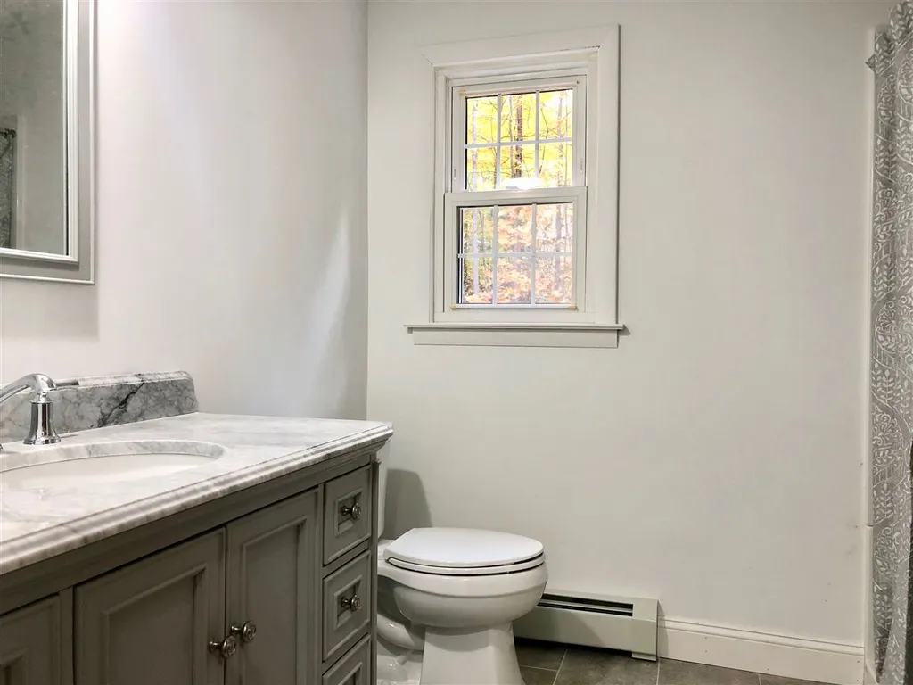 9 Jay Drive Gilford NH 03249