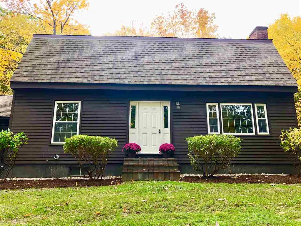 9 Jay Drive Gilford NH 03249