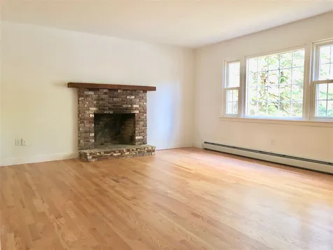 9 Jay Drive Gilford NH 03249