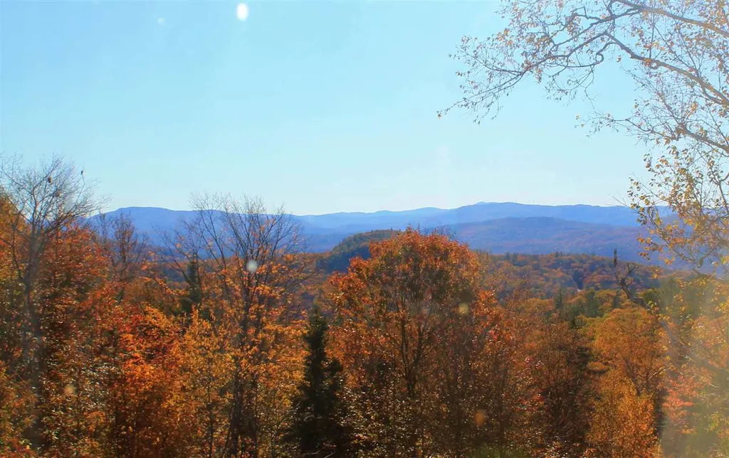 34 Weetamoo Trail Campton NH 03223
