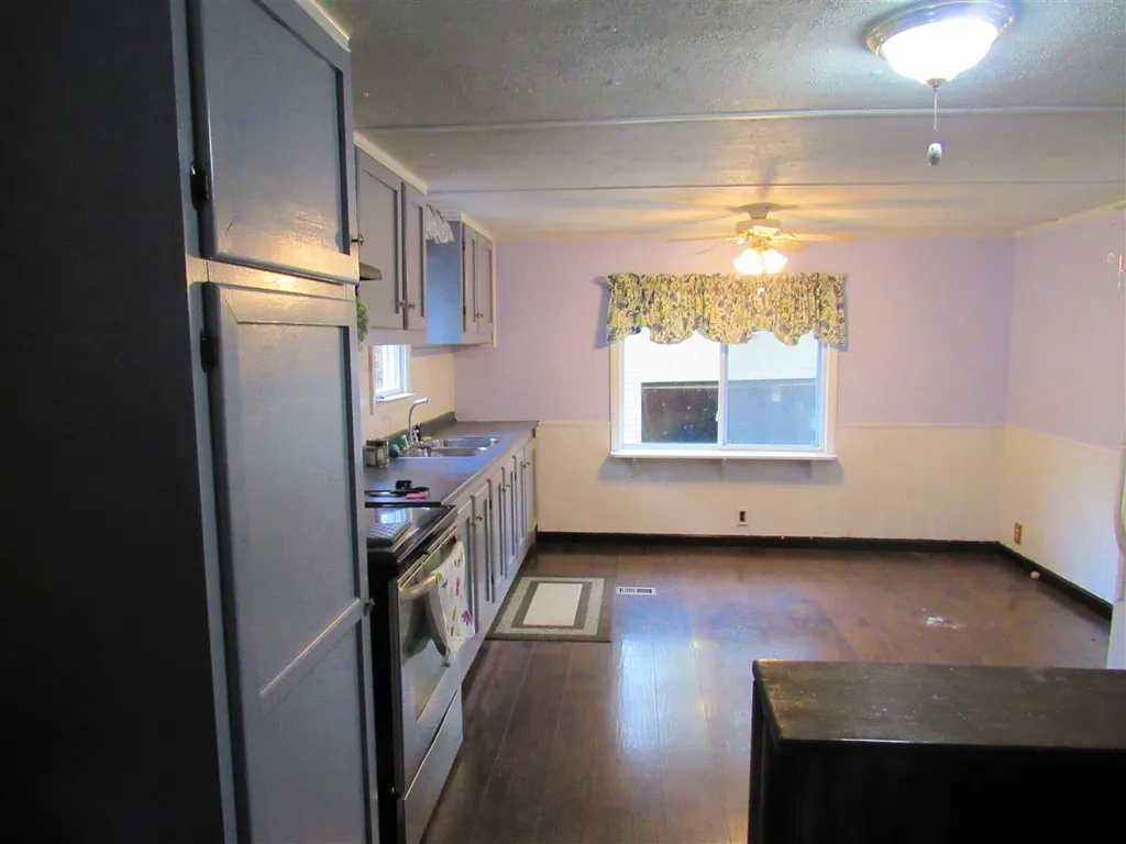 529 Bradford Road Newport NH 03773