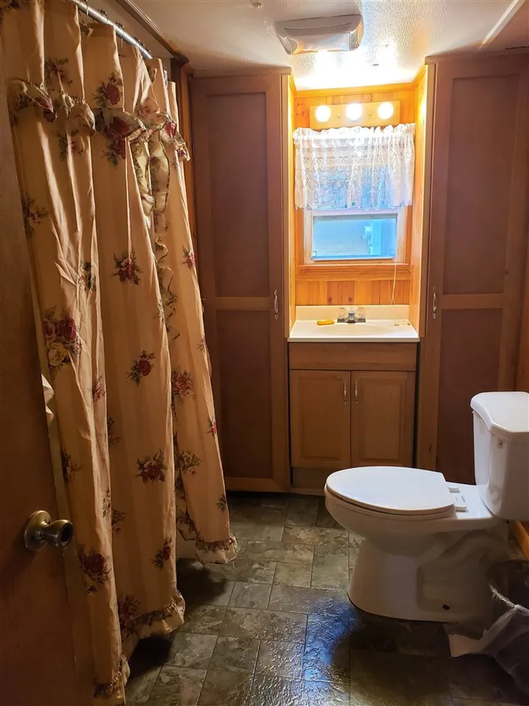 529 Bradford Road Newport NH 03773