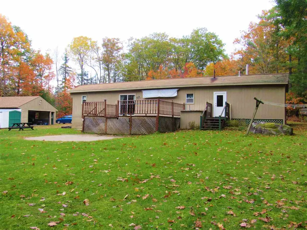 529 Bradford Road Newport NH 03773