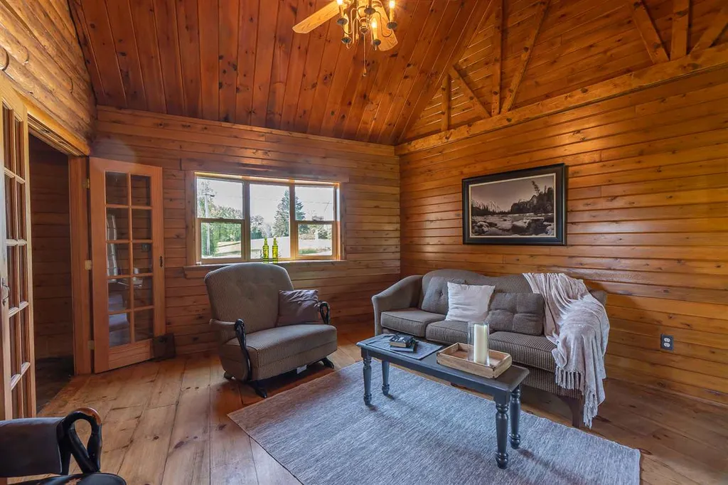 16 Jeremy Hill Road Pelham NH 03076