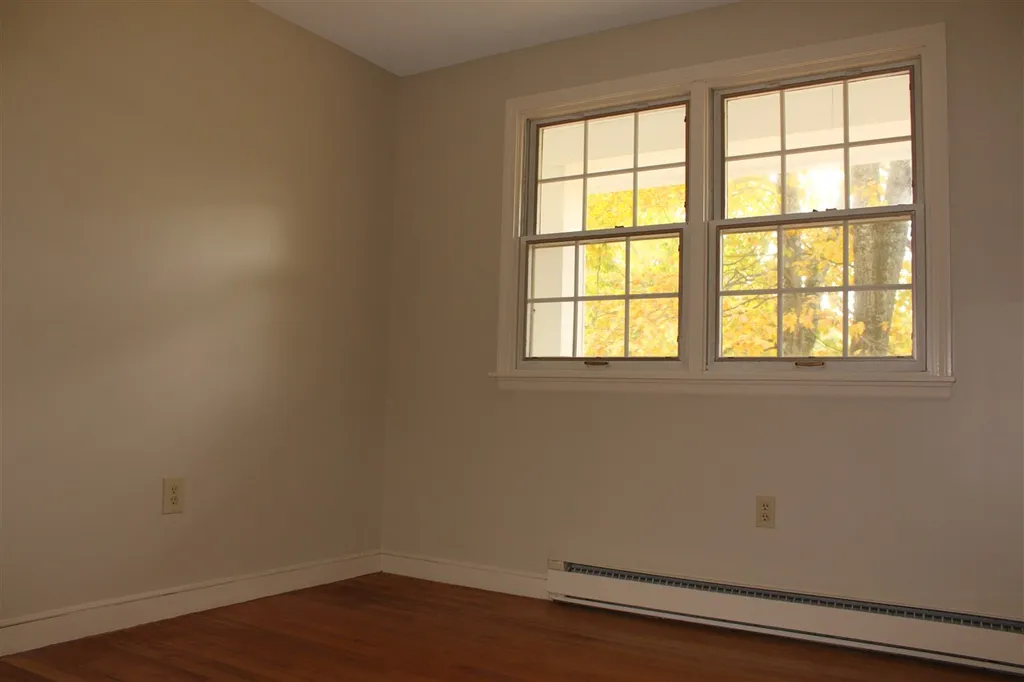 9 Kennedy Drive Bedford NH 03110