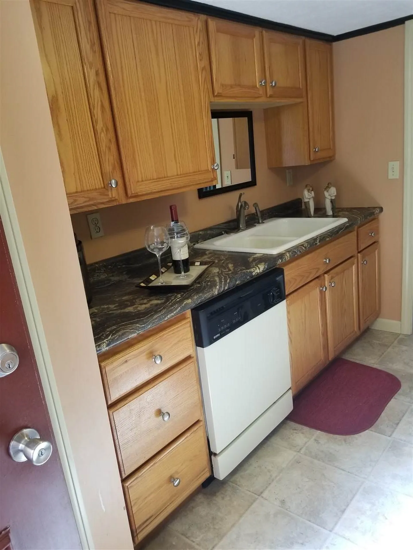 6 Edwards Street Salem NH 03079