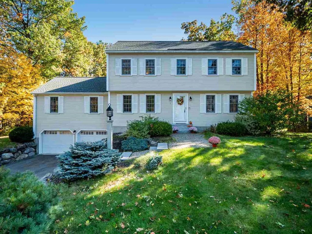 8 Bennington Road Nashua NH 03064
