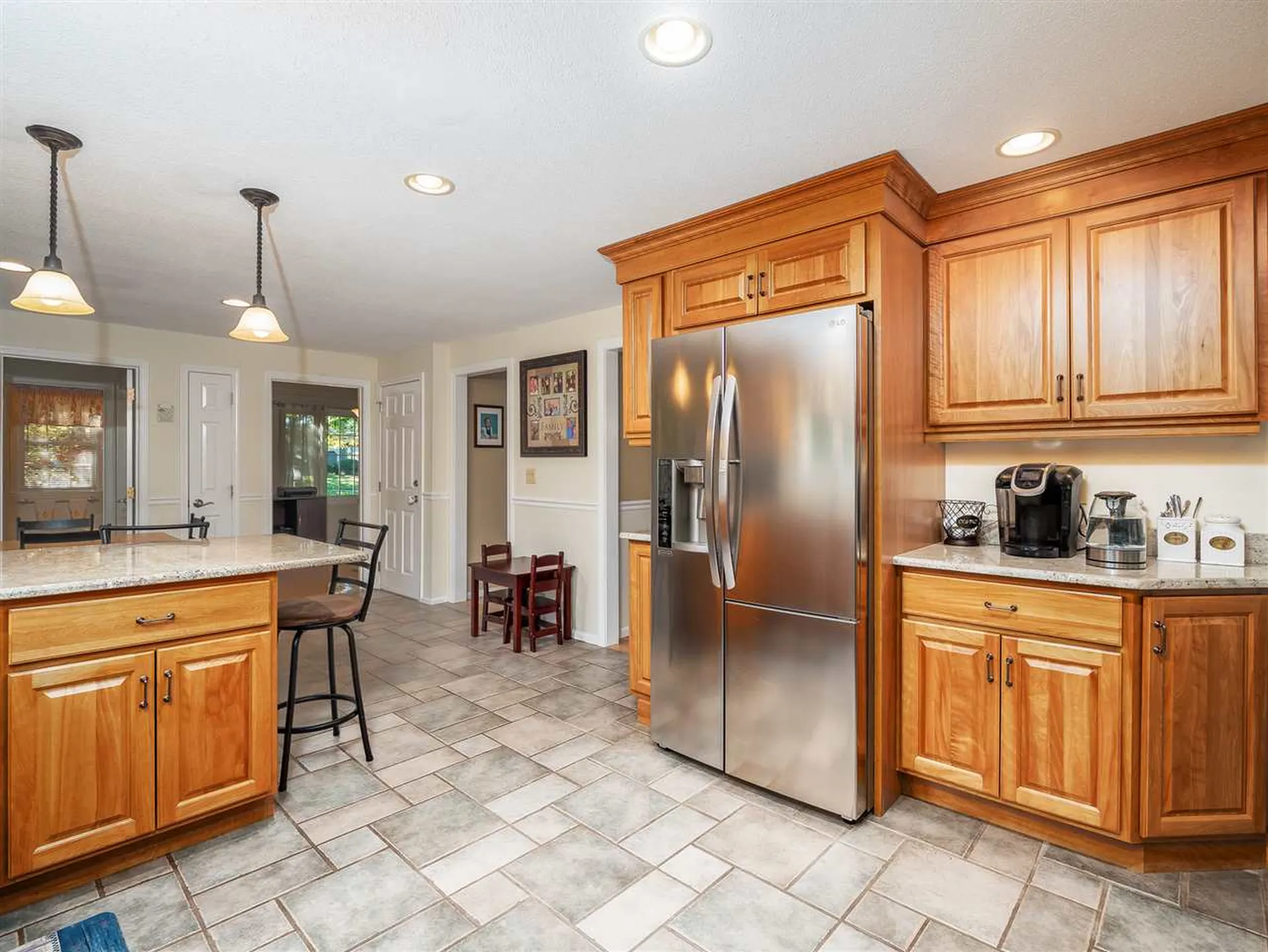 8 Bennington Road Nashua NH 03064