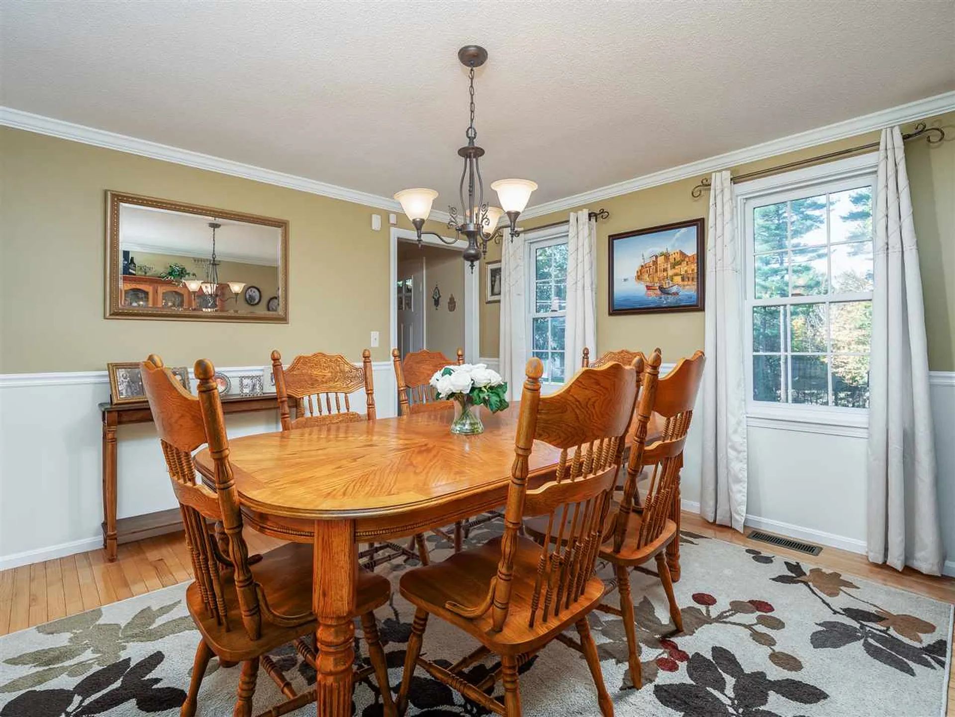8 Bennington Road Nashua NH 03064