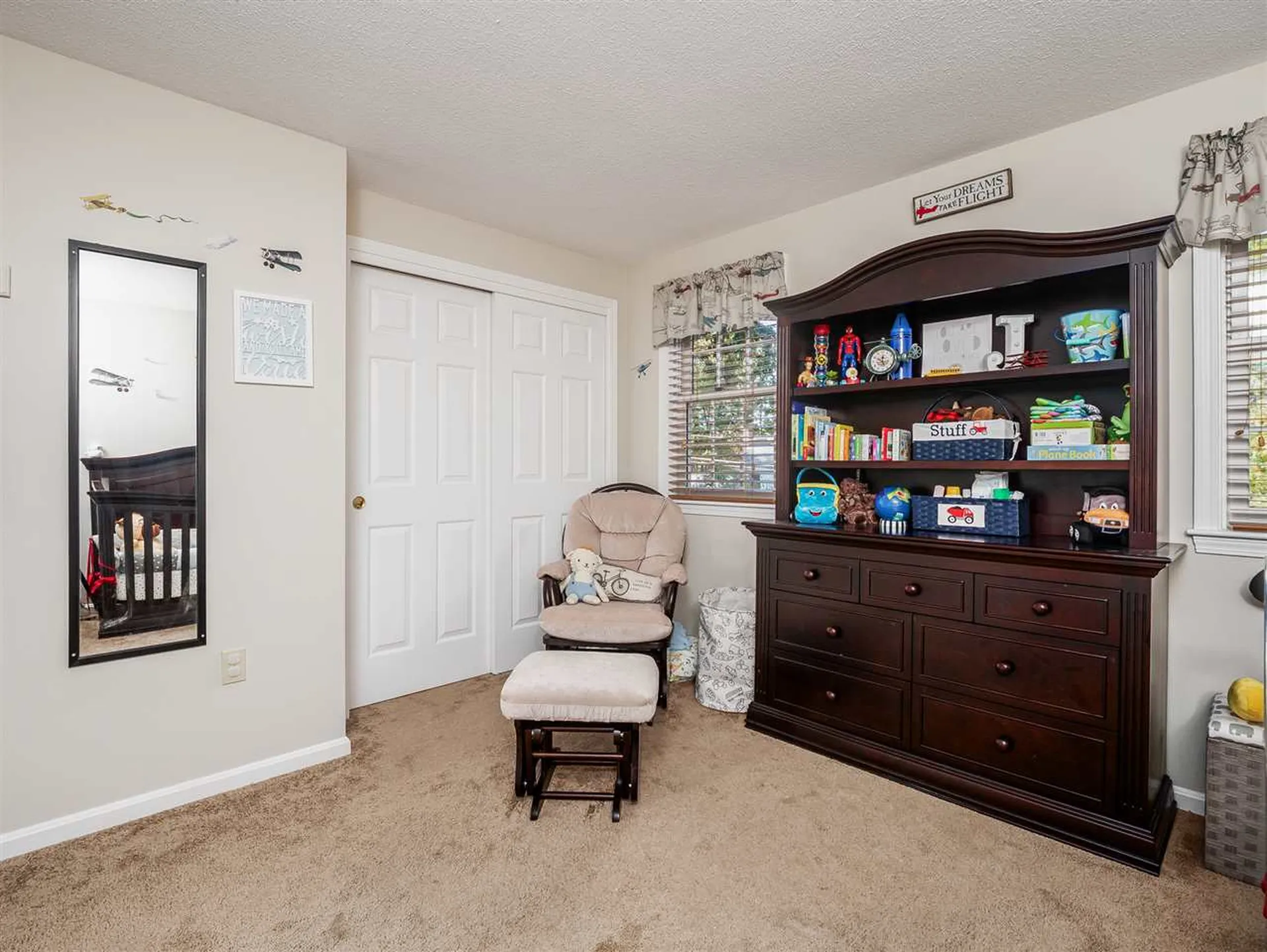 8 Bennington Road Nashua NH 03064