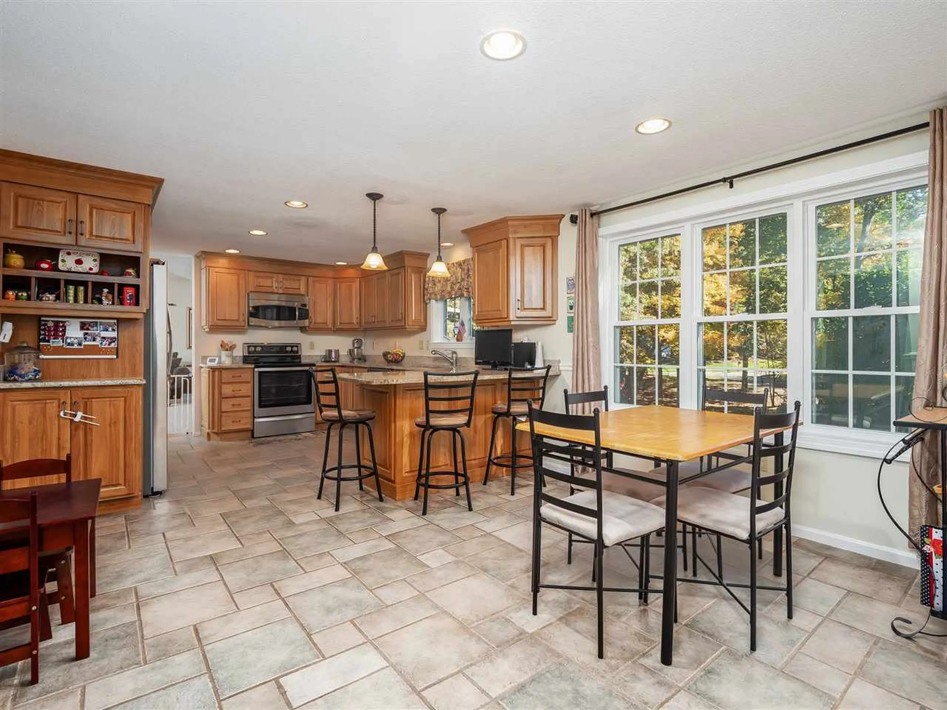 8 Bennington Road Nashua NH 03064