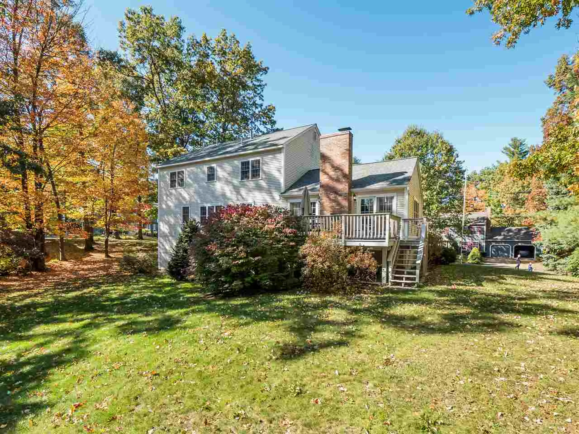 8 Bennington Road Nashua NH 03064