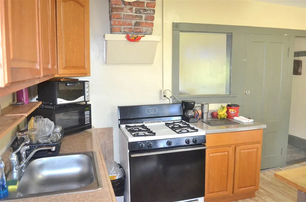 448-450 Colchester Avenue Burlington VT 05401