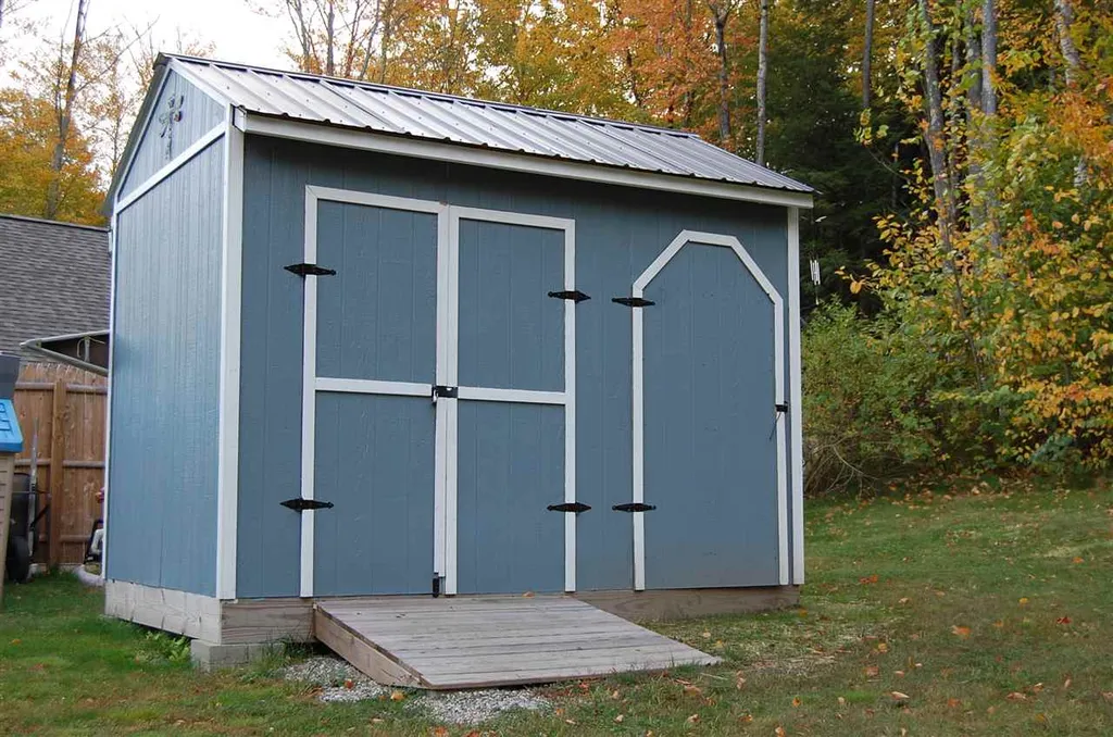100 Hartford Brook Road Deerfield NH 03037