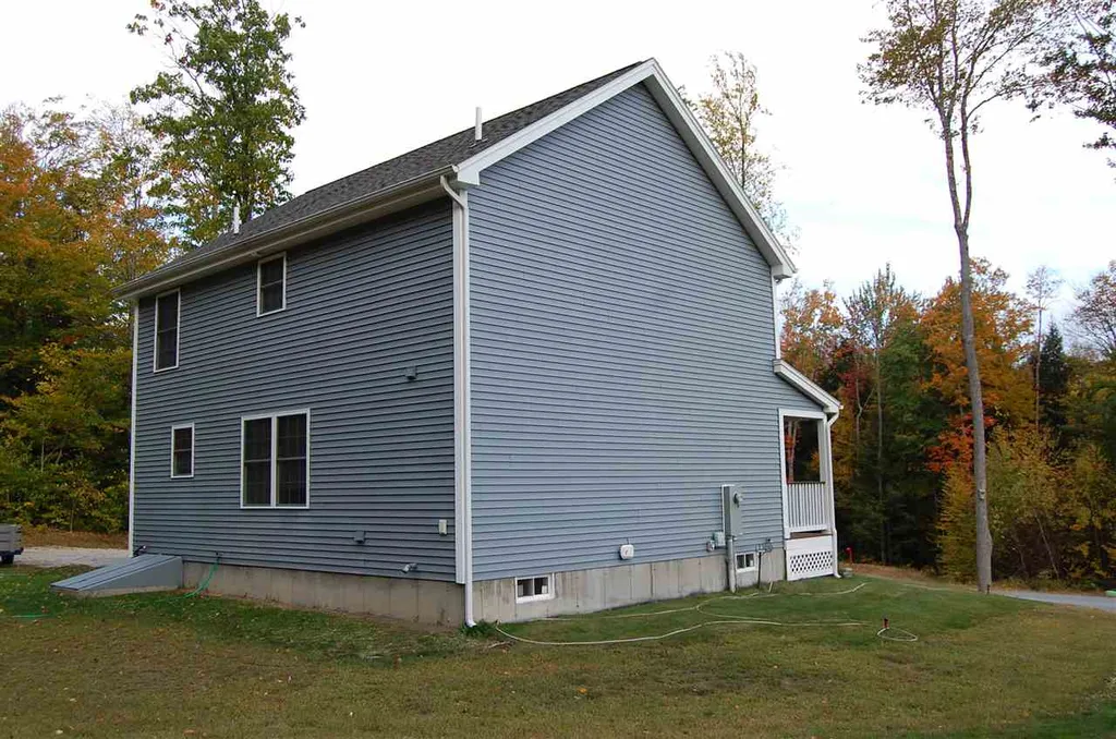 100 Hartford Brook Road Deerfield NH 03037
