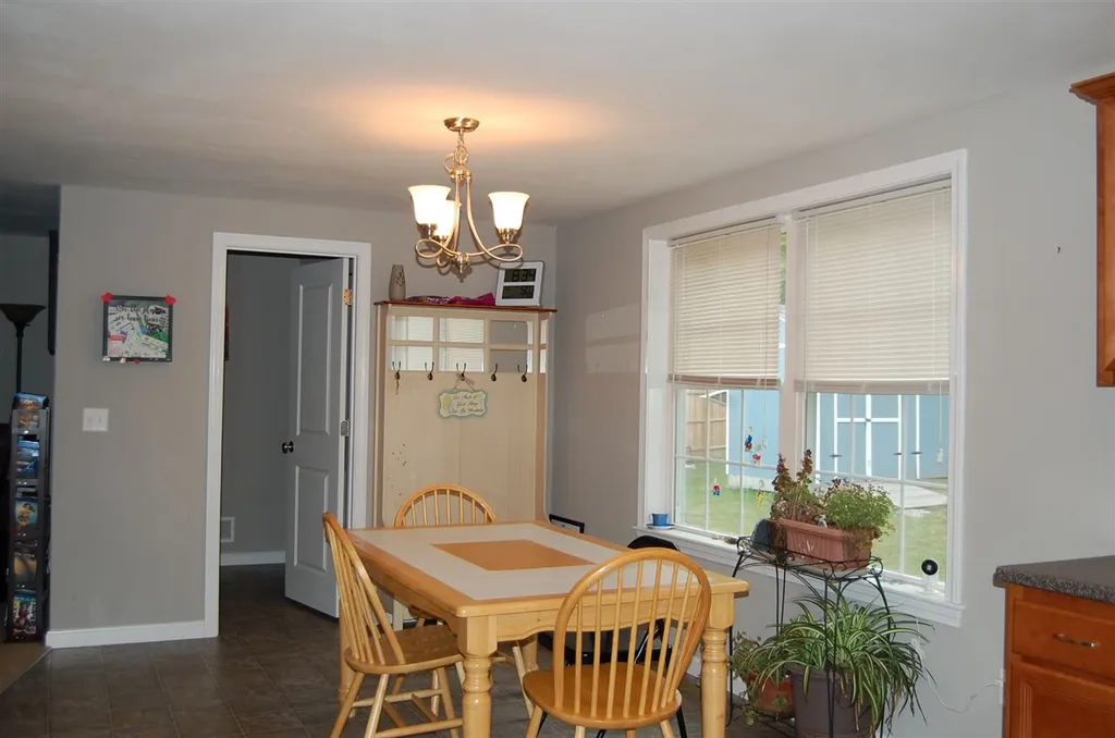 100 Hartford Brook Road Deerfield NH 03037