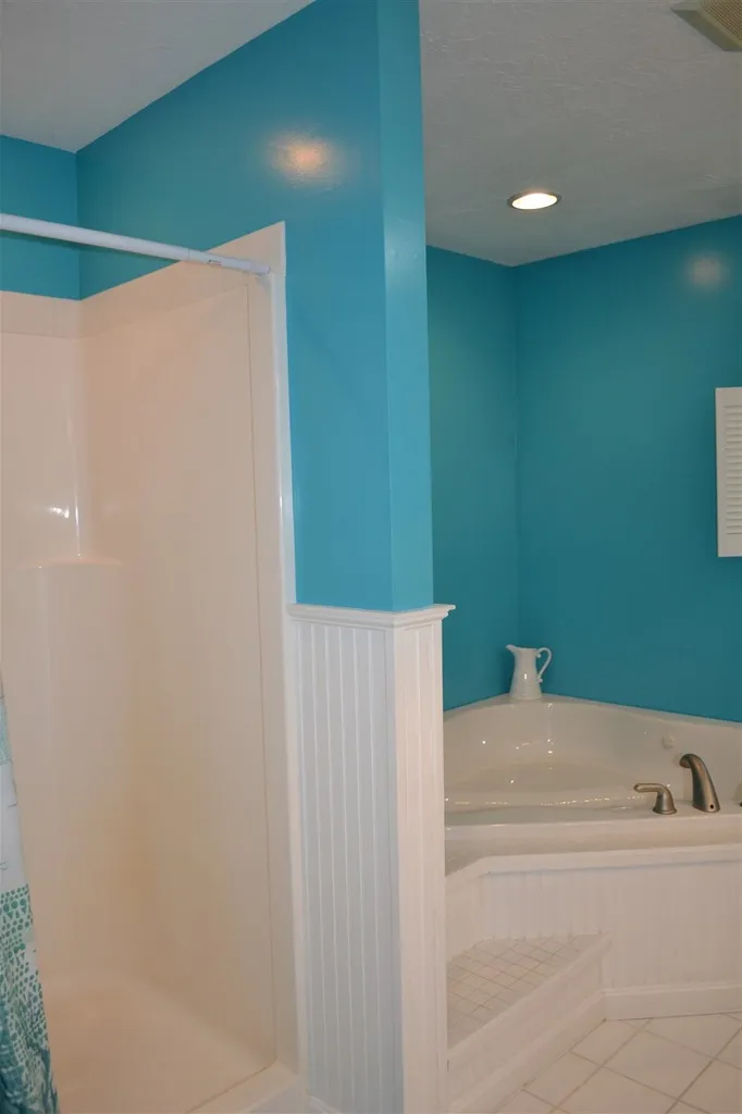 232 Pinnacle Hill Road New Hampton NH 03256