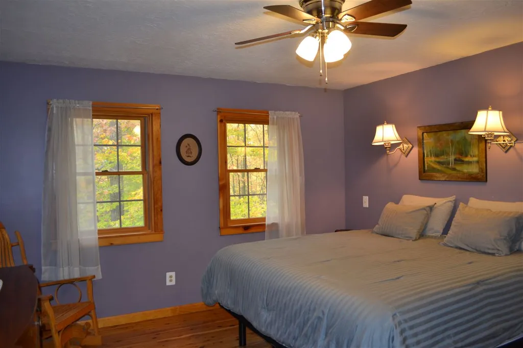 232 Pinnacle Hill Road New Hampton NH 03256