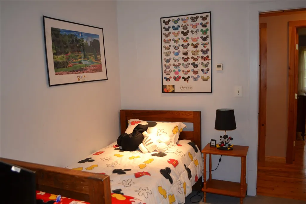 232 Pinnacle Hill Road New Hampton NH 03256