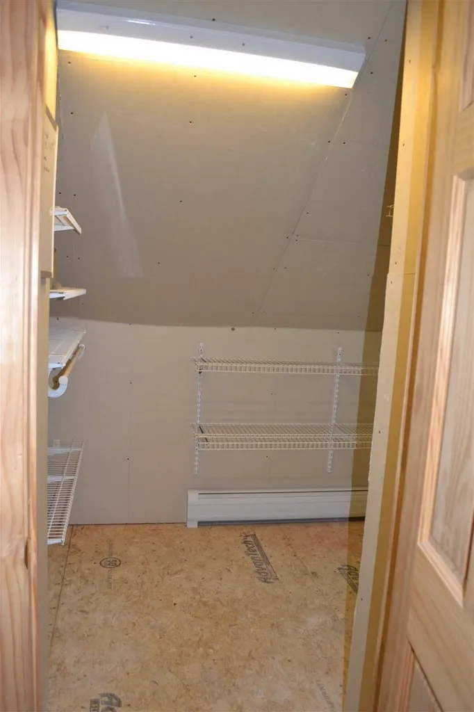 232 Pinnacle Hill Road New Hampton NH 03256