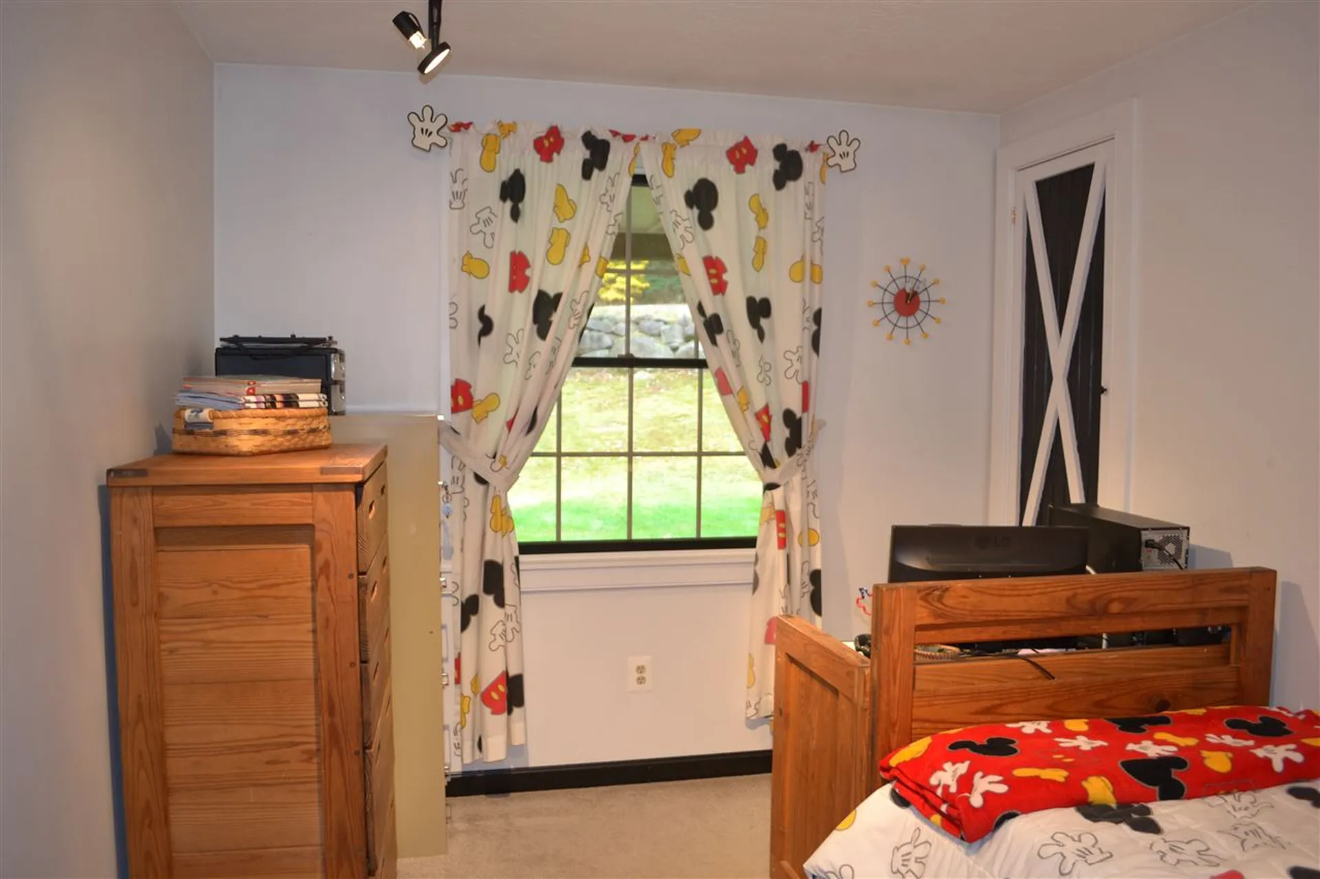 232 Pinnacle Hill Road New Hampton NH 03256