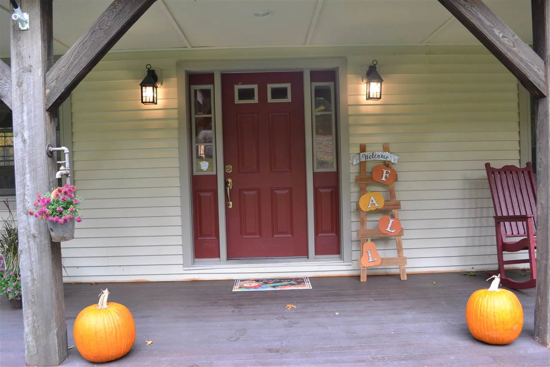 232 Pinnacle Hill Road New Hampton NH 03256