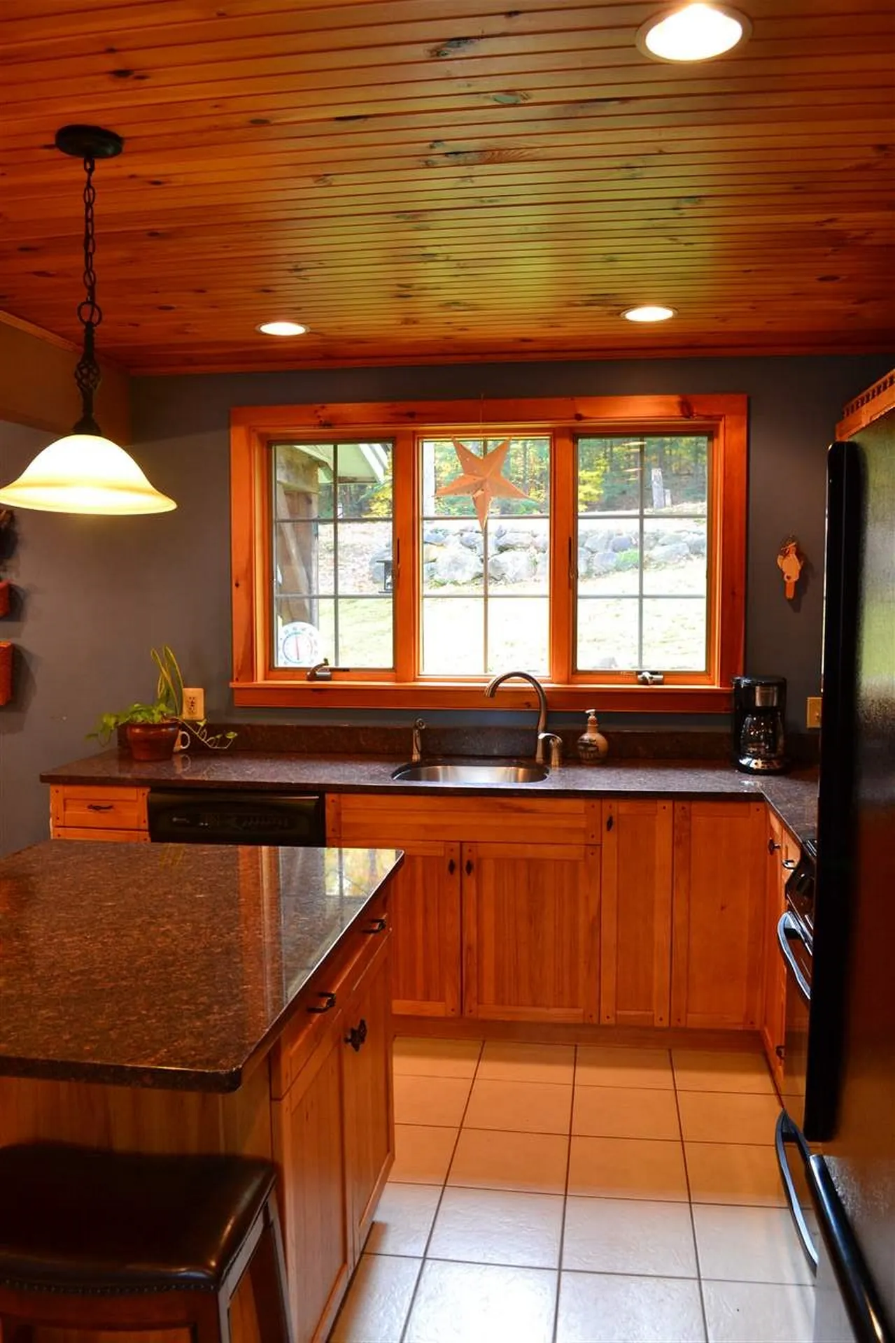 232 Pinnacle Hill Road New Hampton NH 03256