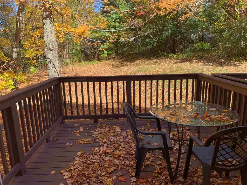 8 Stillwater Drive Nashua NH 03062