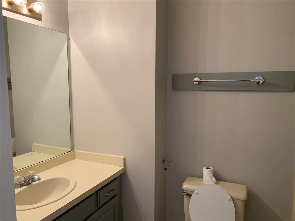 8 Stillwater Drive Nashua NH 03062