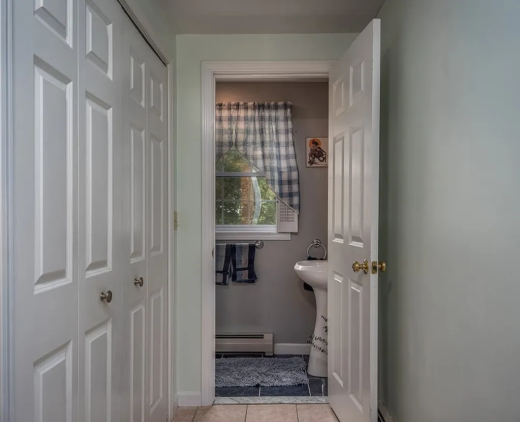 11 Cornfield Drive Somersworth NH 03878