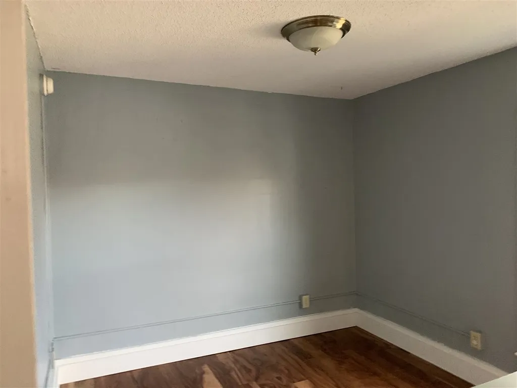 25 Clark Street Newport City VT 05855