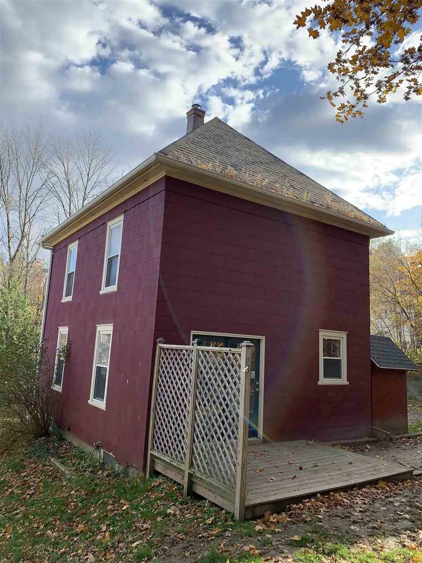 25 Clark Street Newport City VT 05855