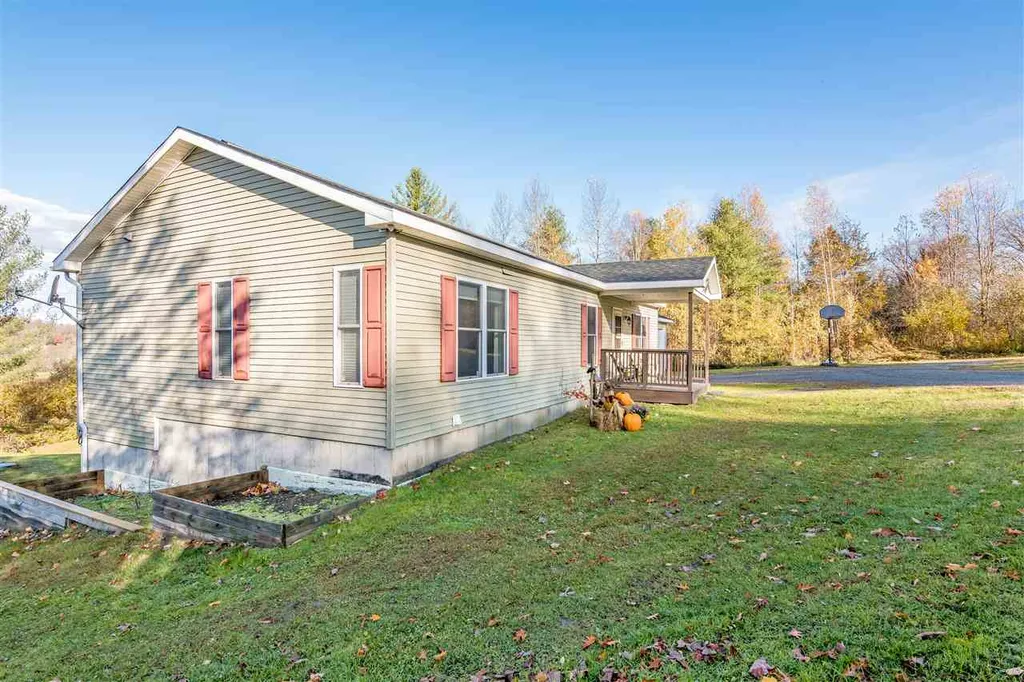 59 Bouchard Road Sheldon VT 05483