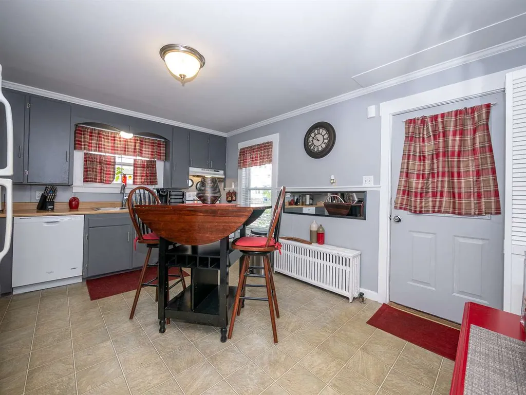 420 Foundry Street Rollinsford NH 03869