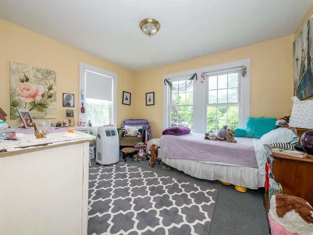420 Foundry Street Rollinsford NH 03869
