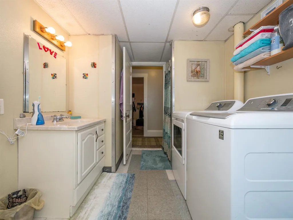 420 Foundry Street Rollinsford NH 03869