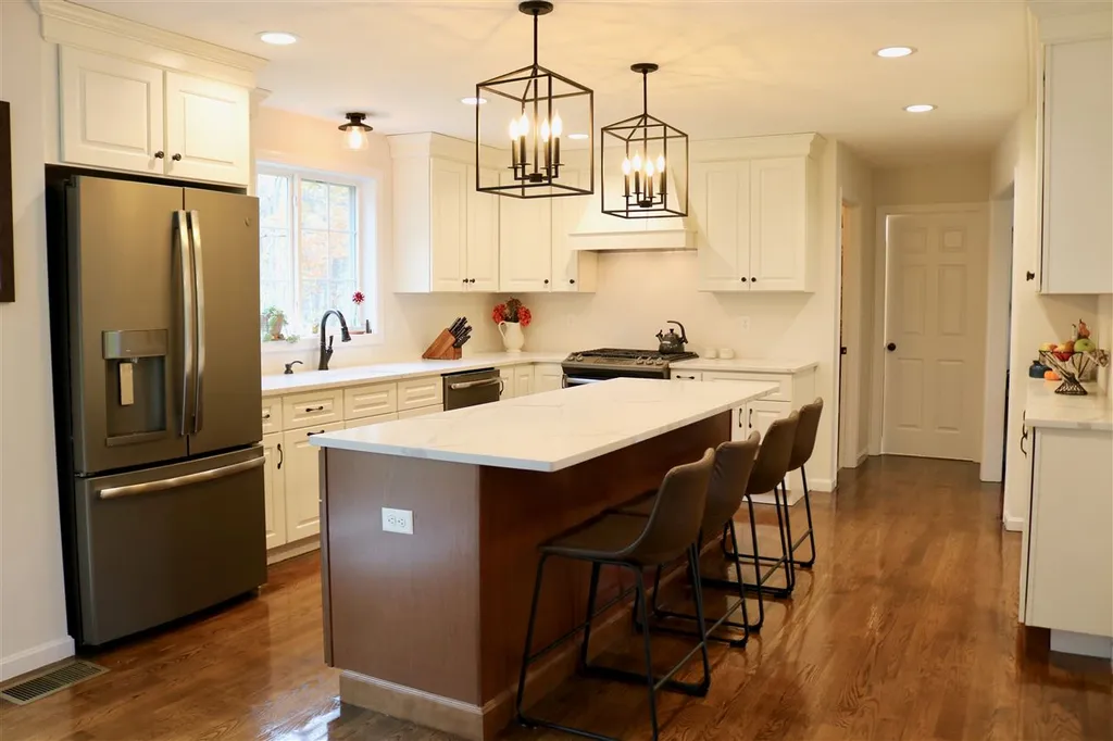 122 North River Road Epping NH 03042
