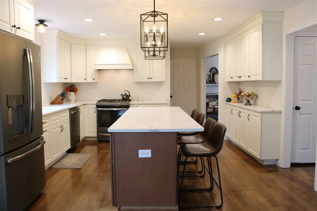 122 North River Road Epping NH 03042
