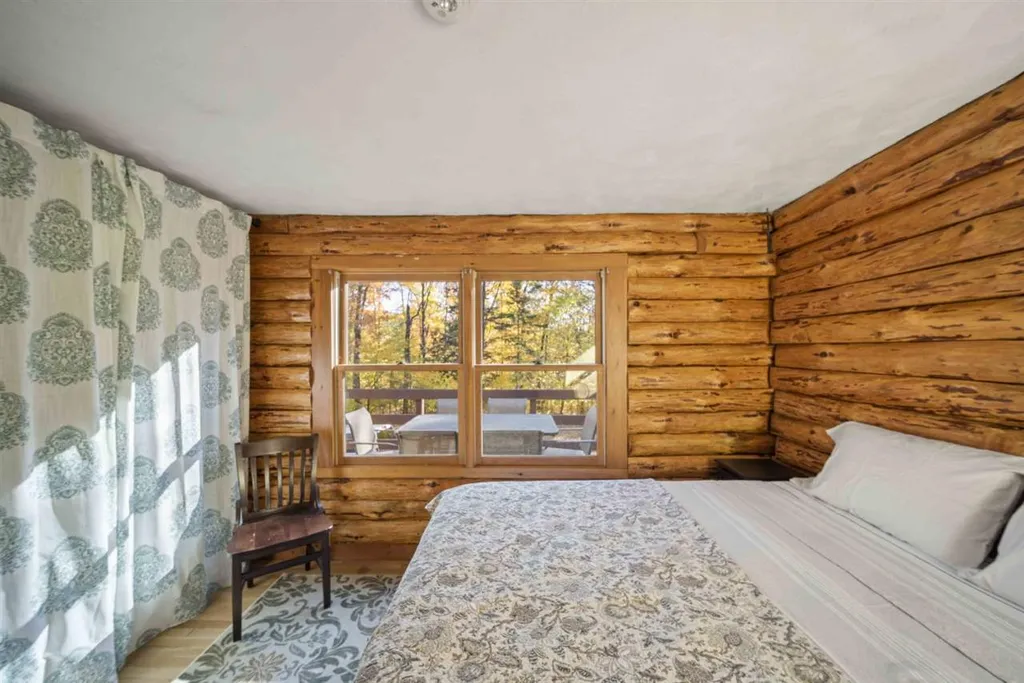 246 Stearns Road Wilmot NH 03287
